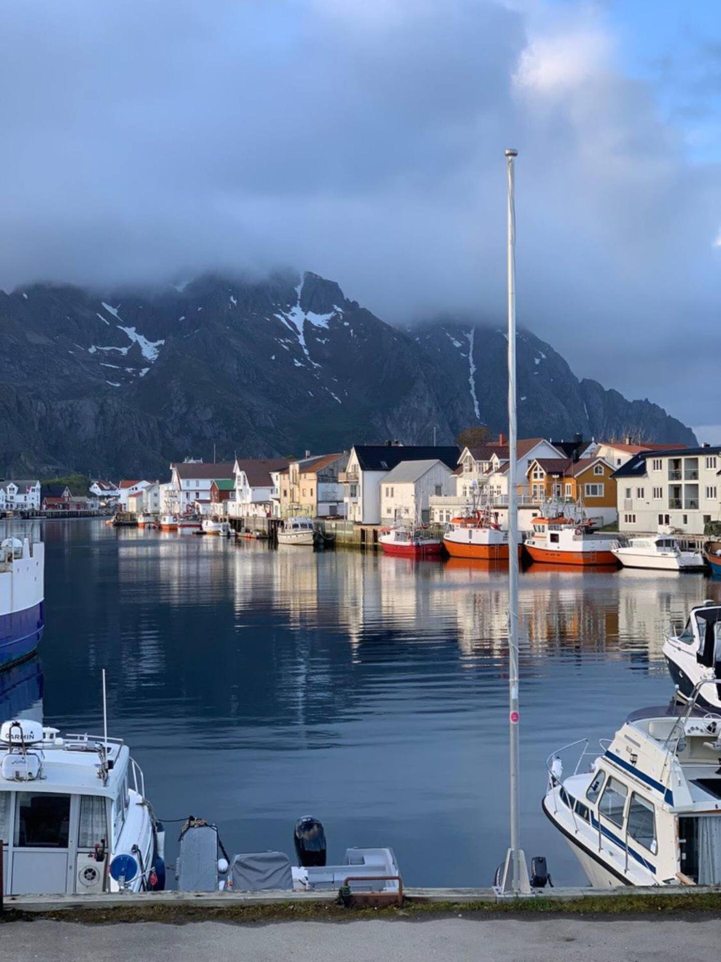 Stor Moderne I Henningsvaer, 70 Kvm *